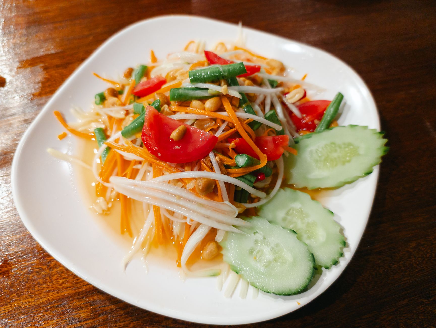 Authentic Thai Green Papaya Salad (Som Tum)