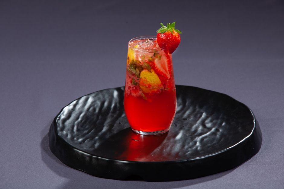Strawberry Basil Sparkling Lemonade