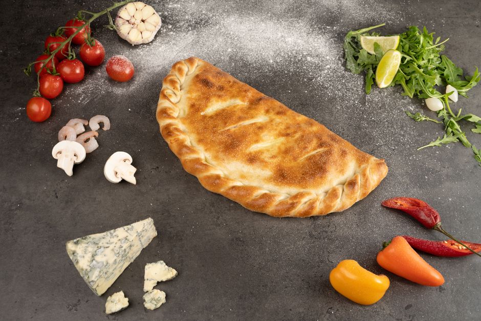 Pizza Calzone Epinards Ricotta (Authentic)